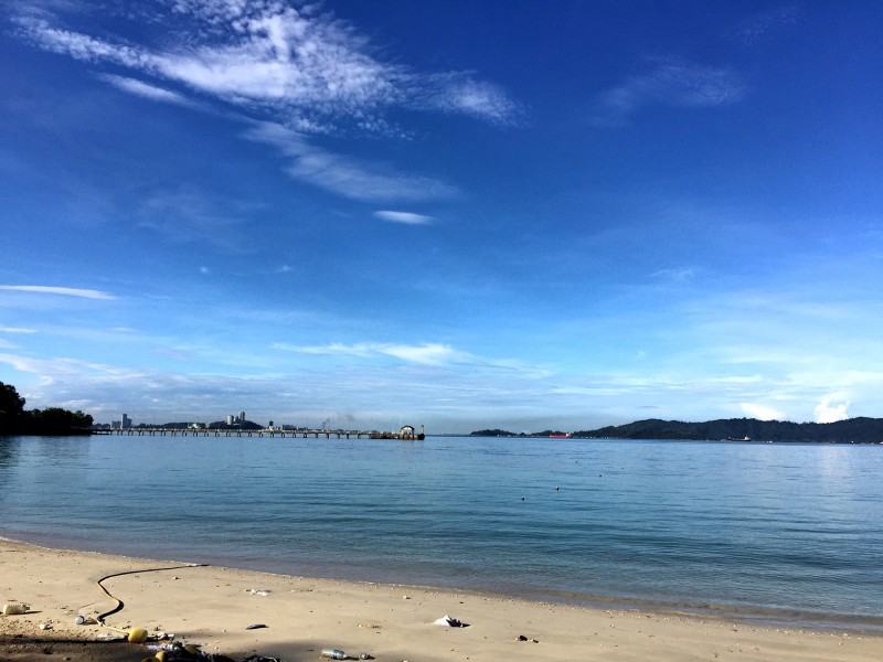空闲时，学生们能到沙大的海边（ODEC）野餐，悠闲地吹吹风、聊聊天。若还想要享受美丽的日落风景，可选择在黄昏时到访此处。此外，学生的课外活动（划龙舟）也是在这里进行的！