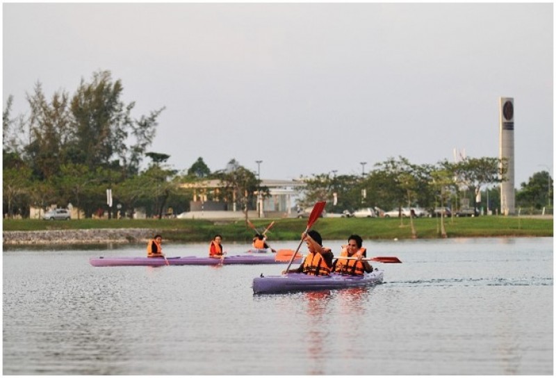 Kayak at UTP Main Lake