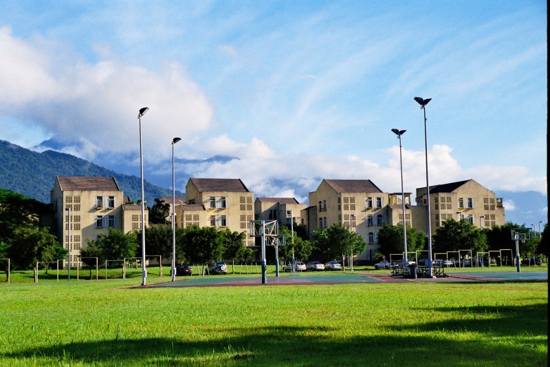 境外生在學期間保證校內住宿