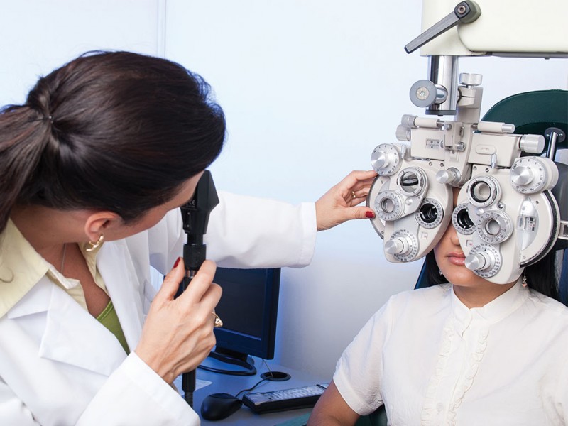 院上实验与临床配备更足以媲美国外学府为视光学学士学位所提供的设备。 