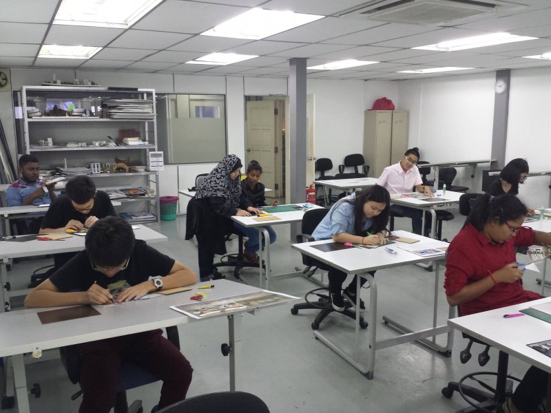 Interior Design class at Saito University College