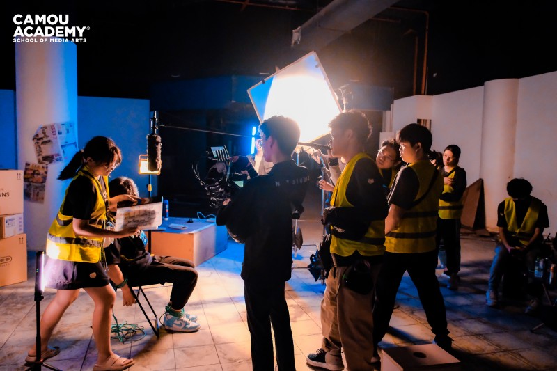 Students will learn and experience full-fledged film production during the study period