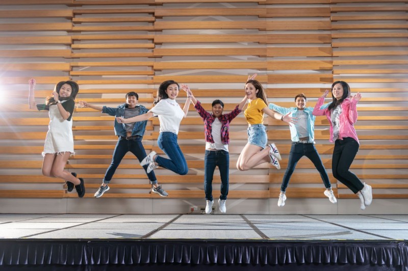 恒大致力培养具备明辨思维、创新、人文关怀、道德价值观和社会责任的全球公民与领袖。