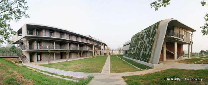 外形不规则的音乐暨美术系馆，形成东海大学特有的建筑风格。