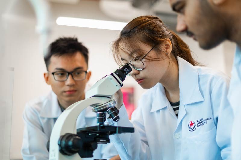 Manipal国际大学拥有最先进的科技与器材， 让学生进行有效的实务学习。