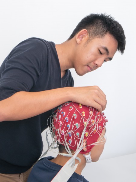 精英大学心理学课程有超过1千300名全职学生，是国内具有声望的心理学本科课程。